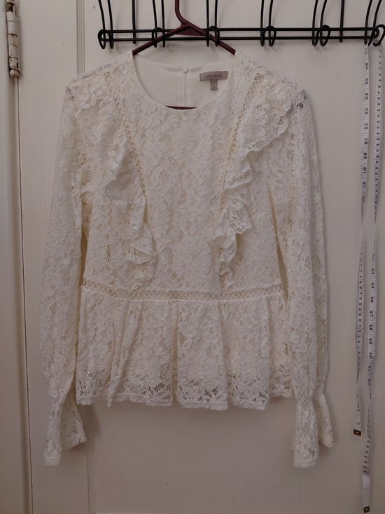 Wonderly Tops - Wonderly White Floral Lace Ruffle Peplum Long Sleeve Top Blouse Large L